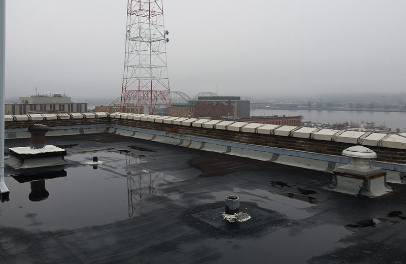 Roof Leaks water ponding